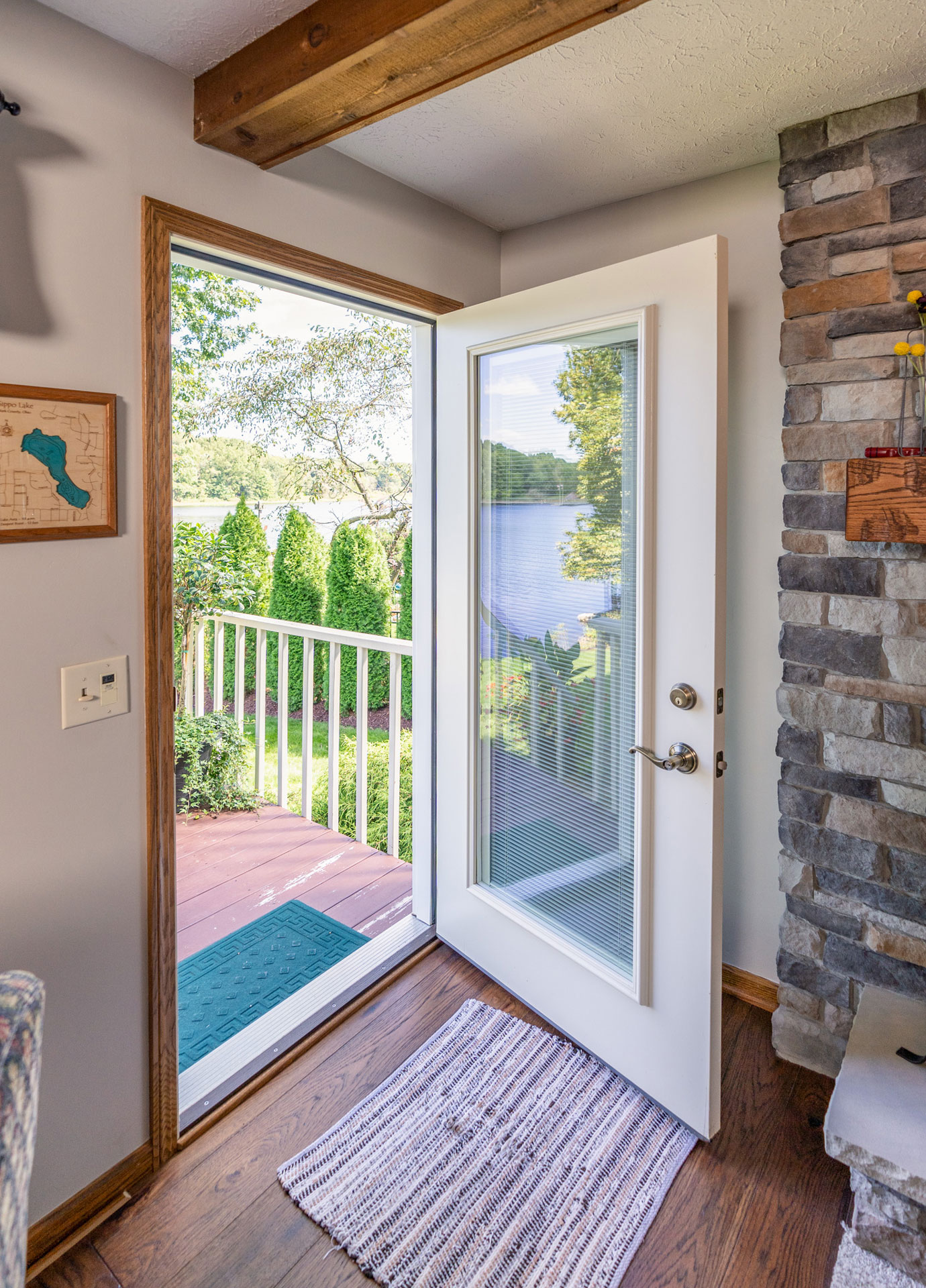 Legacy™ Steel 460 In Snow Mist White With Internal Blinds