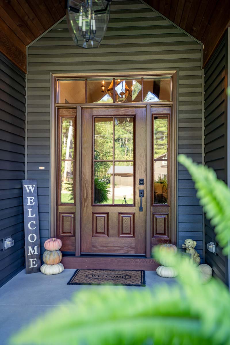 Signet® Oak 440-2P With Simulated Divided Lites In Pecan
